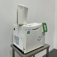 PerkinElmer Clarus 590 GC image 1